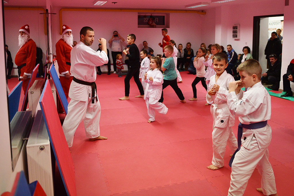 Mikołaj odwiedził najmłodszych wychowanków Biszczaka