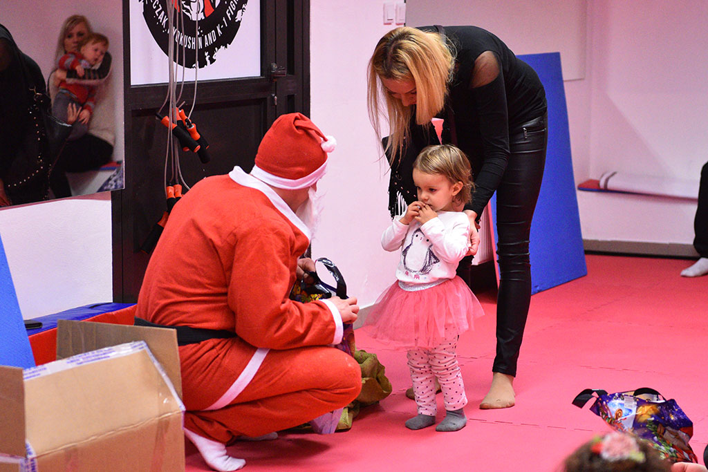 Mikołaj odwiedził najmłodszych wychowanków Biszczaka