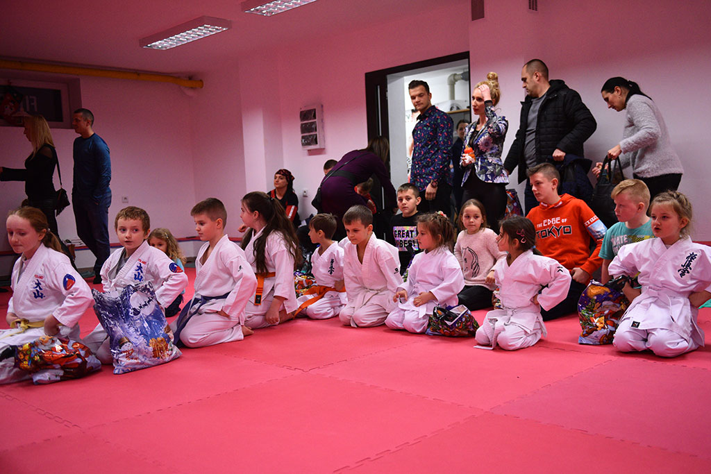 Mikołaj odwiedził najmłodszych wychowanków Biszczaka