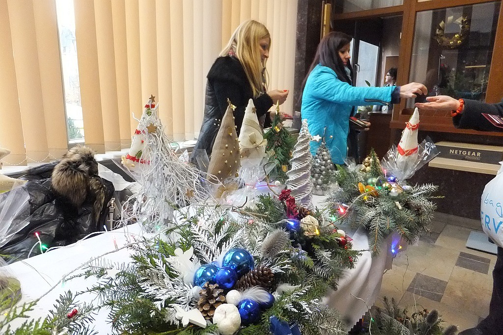 Kiermasz dekoracji świątecznych odbywa się w starostwie
