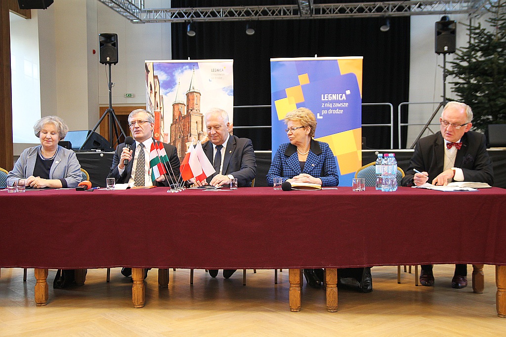 Ambasador Węgier gościem prezydenta i parlamentarzystek