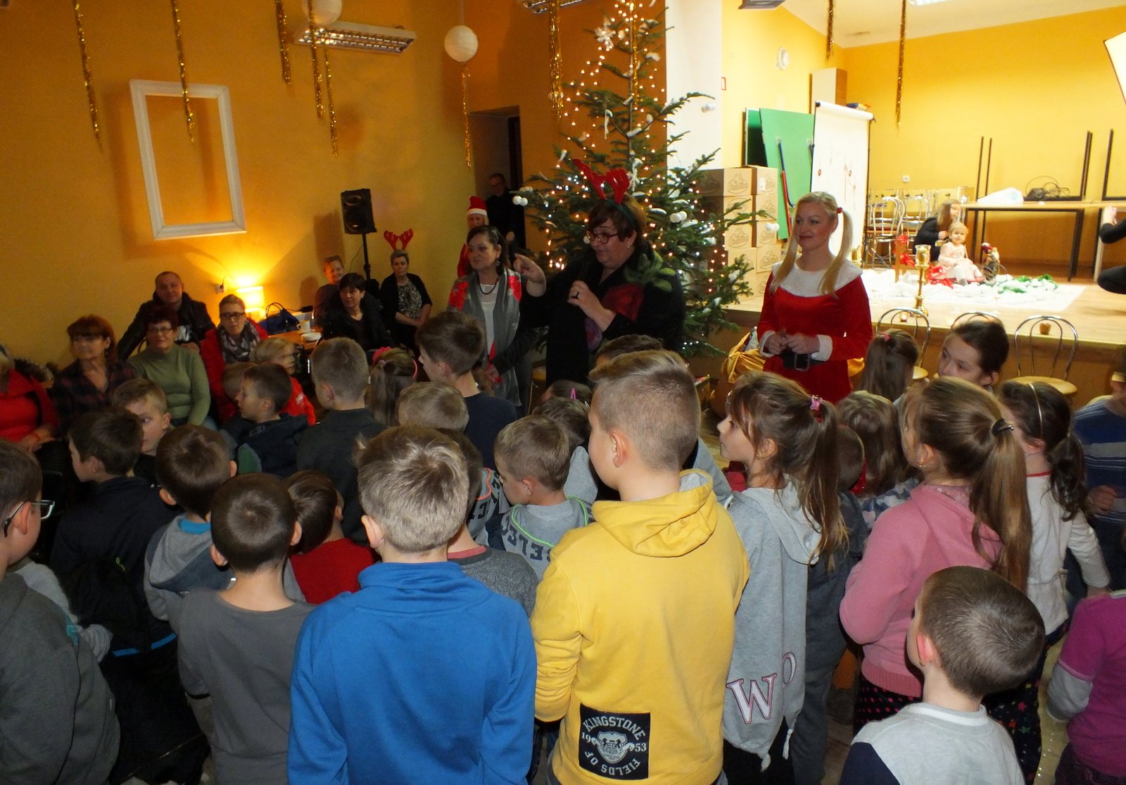 Święty Mikołaj obdarowywał prezentami w gminie Prochowice