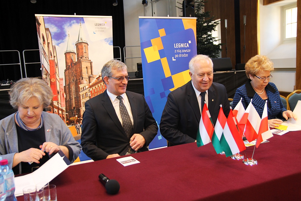 Ambasador Węgier gościem prezydenta i parlamentarzystek
