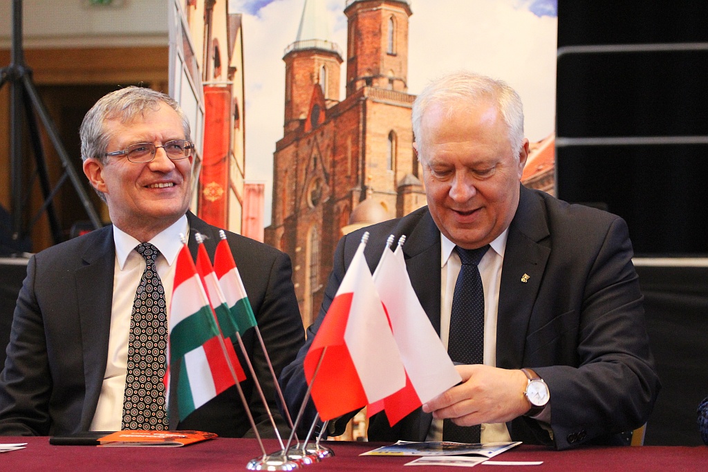 Ambasador Węgier gościem prezydenta i parlamentarzystek