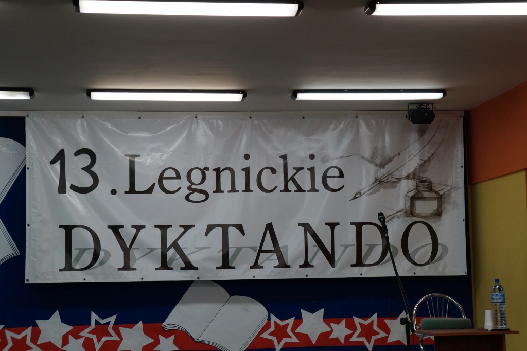 W Szkole Podstawowej nr 16 odbyło się XIII Legnickie Dyktando.