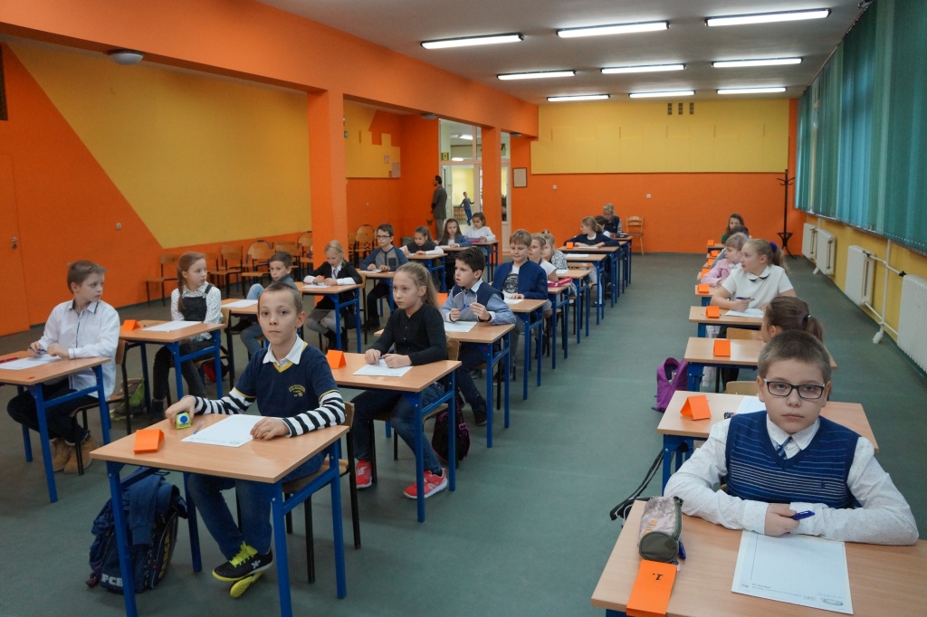 W Szkole Podstawowej nr 16 odbyło się XIII Legnickie Dyktando.