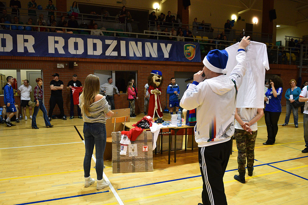 VIII Świąteczny Turniej Charytatywny na Piekarach