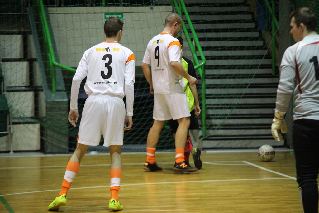 LLH: Auto-Elektryk liderem elity. United Team rządzi na zapleczu