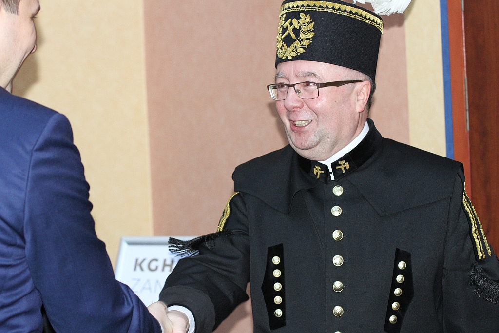 Pracownicy KGHM Zanam zostali odznaczeni z okazji Barbórki