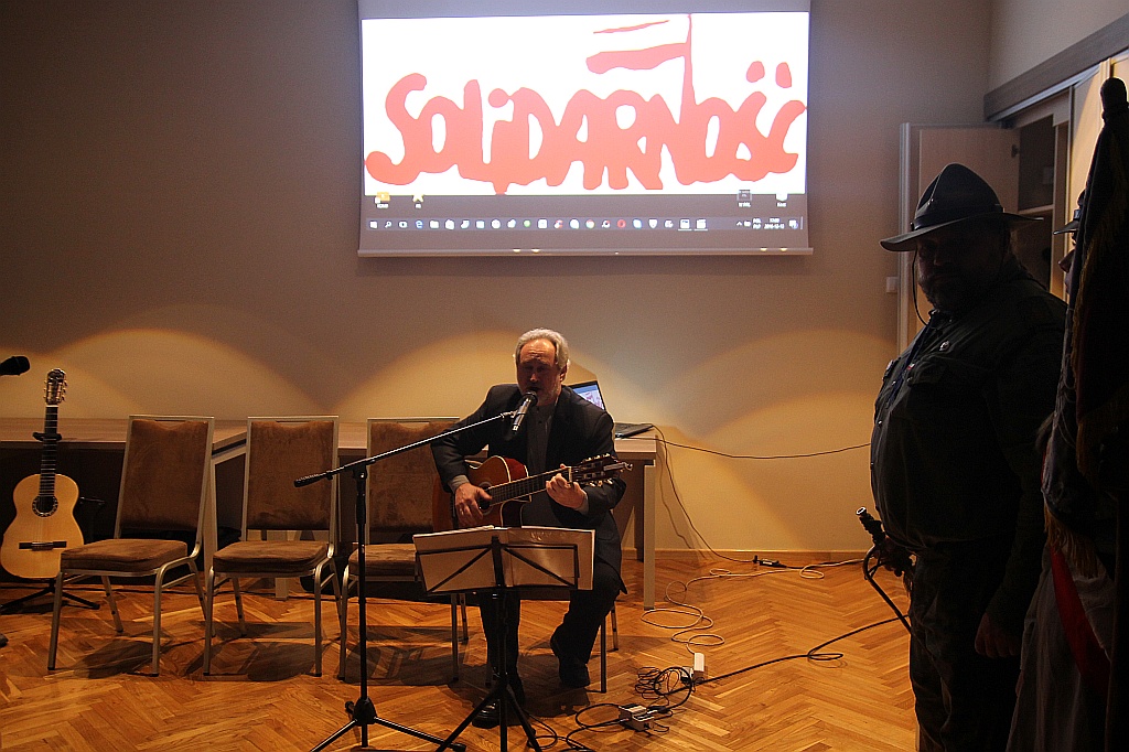 Legnicka prawica 13 grudnia spotkała się na wieczornicy