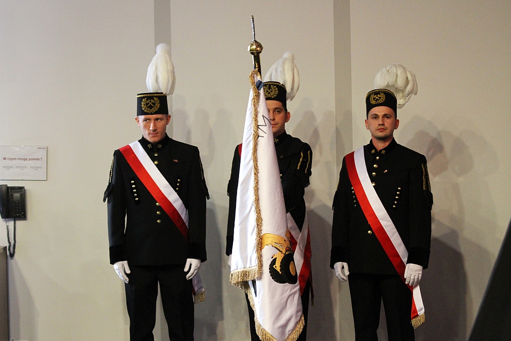 Pracownicy KGHM Zanam zostali odznaczeni z okazji Barbórki