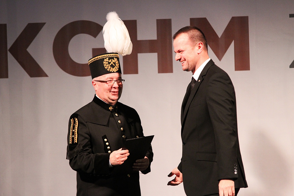 Pracownicy KGHM Zanam zostali odznaczeni z okazji Barbórki