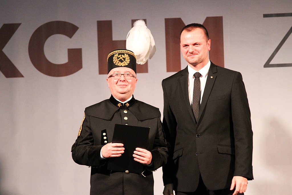 Pracownicy KGHM Zanam zostali odznaczeni z okazji Barbórki