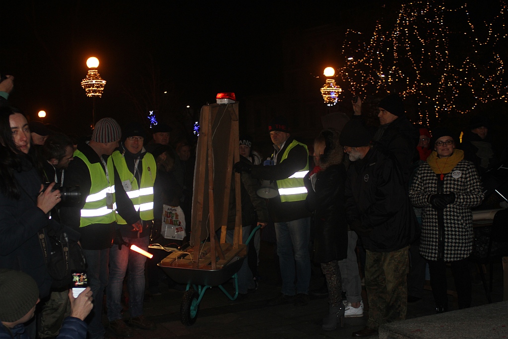 Pół tysiąca osób protestowało przeciwko polityce rządu