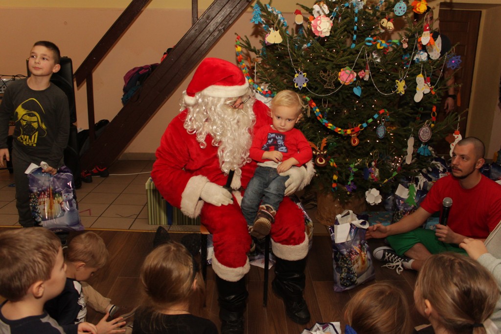 Trzy ostatnie miejscowości w gminie Kunice odwiedził Mikołaj