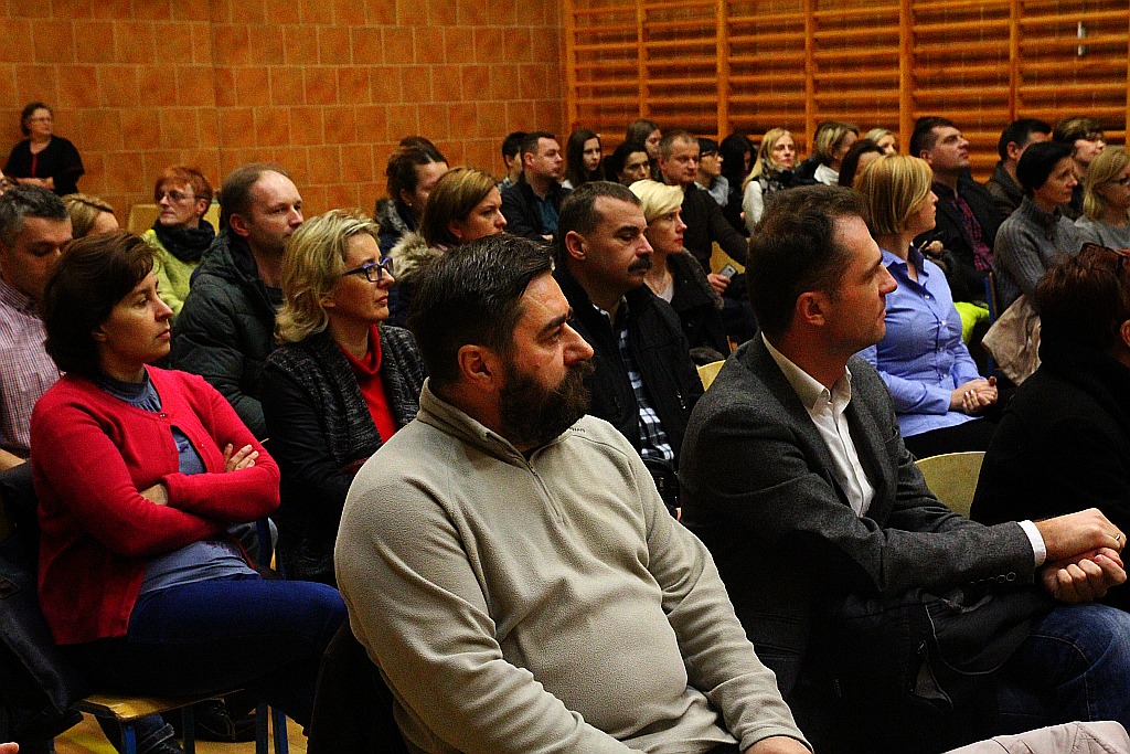 Kurator spotkał się z rodzicami i nauczycielami w Gimnazjum nr 5