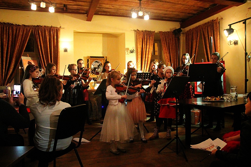 Doroczna aukcja charytatywna „Zostań naszym Mikołajem”