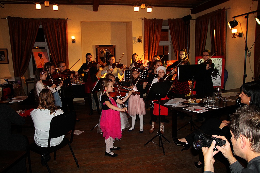 Doroczna aukcja charytatywna „Zostań naszym Mikołajem”