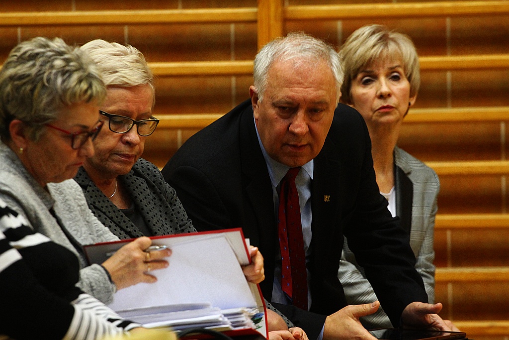 Kurator spotkał się z rodzicami i nauczycielami w Gimnazjum nr 5