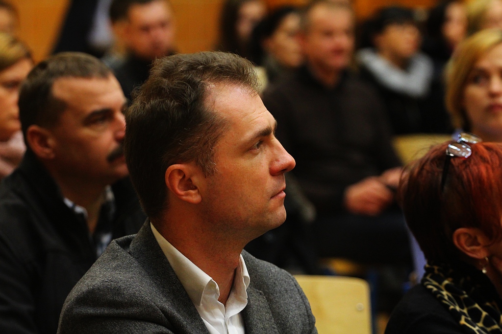 Kurator spotkał się z rodzicami i nauczycielami w Gimnazjum nr 5