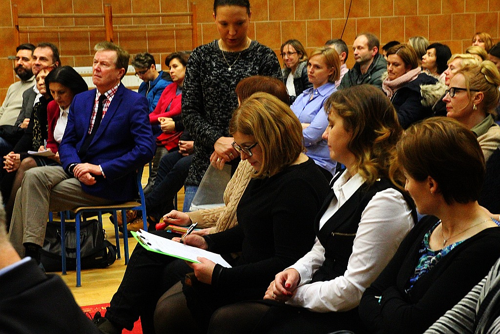 Kurator spotkał się z rodzicami i nauczycielami w Gimnazjum nr 5