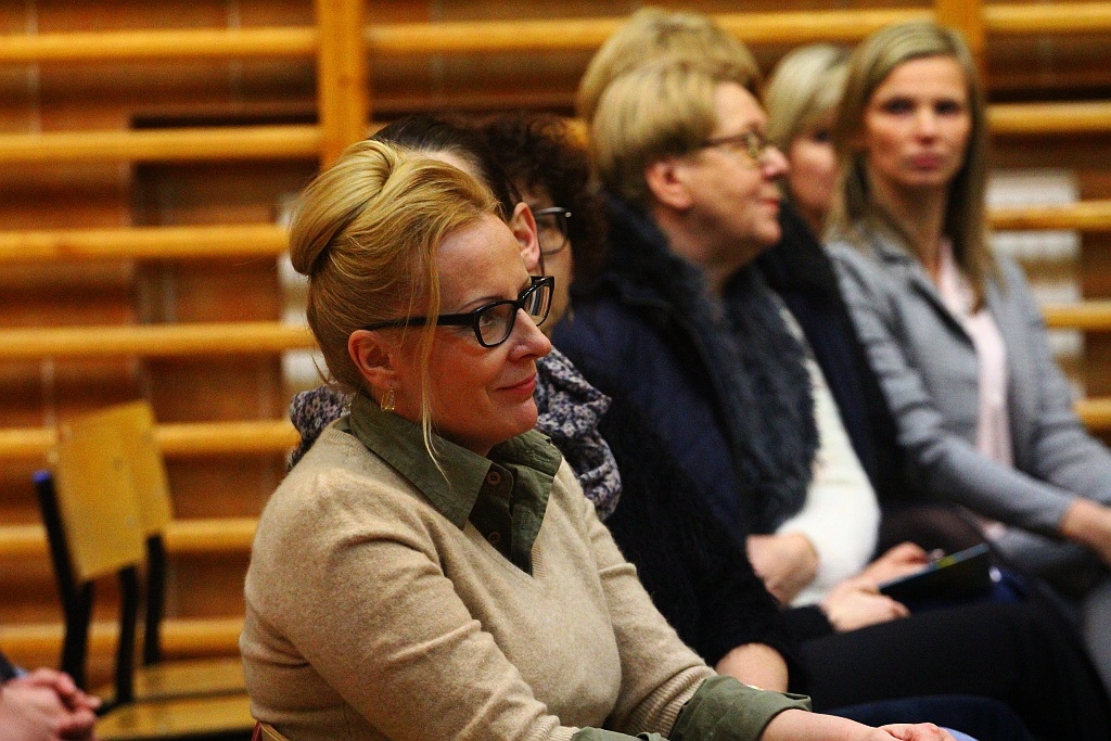 Kurator spotkał się z rodzicami i nauczycielami w Gimnazjum nr 5