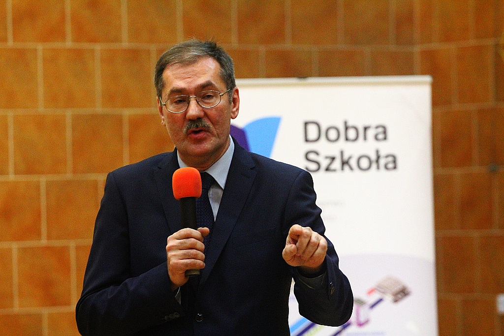 Kurator spotkał się z rodzicami i nauczycielami w Gimnazjum nr 5