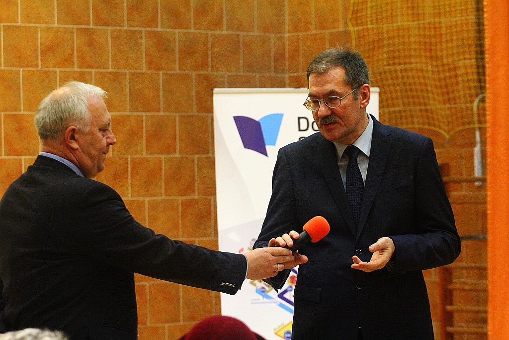 Kurator spotkał się z rodzicami i nauczycielami w Gimnazjum nr 5