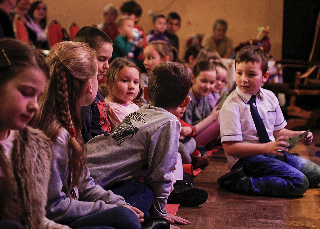W Siedliskach odbyła się premiera bajki „Babcia wie najlepiej”