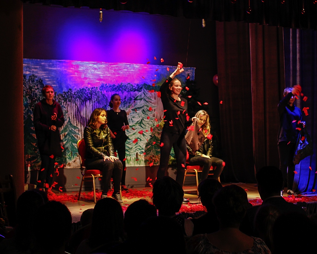 W Siedliskach odbyła się premiera bajki „Babcia wie najlepiej”