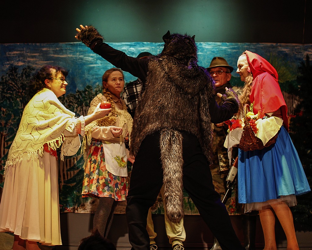 W Siedliskach odbyła się premiera bajki „Babcia wie najlepiej”