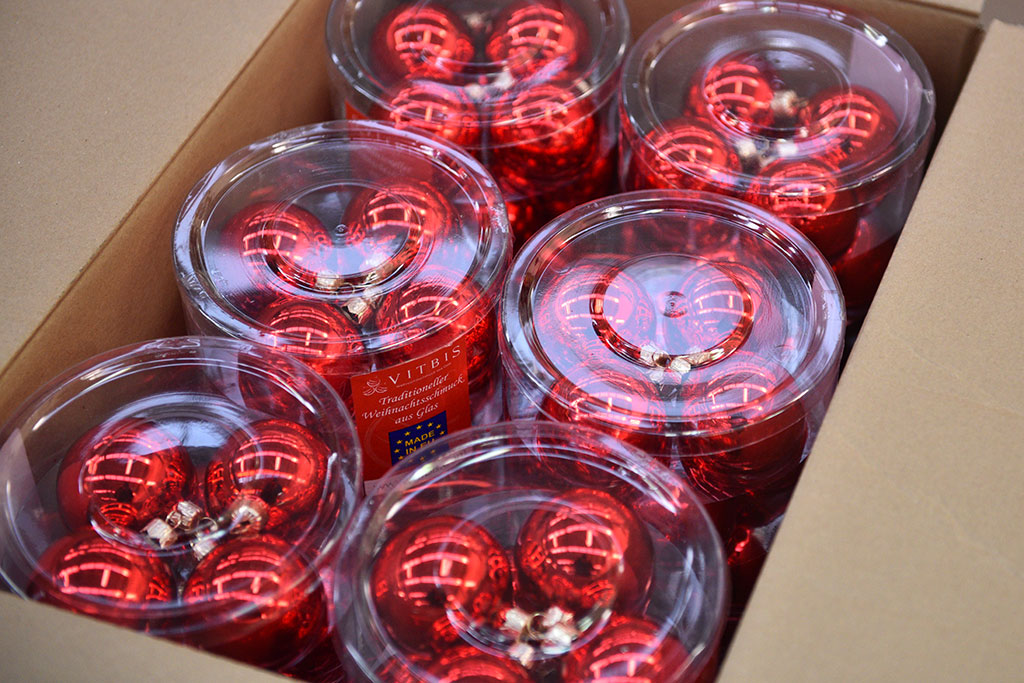 Świąteczny czar zaklęty w bombkach. Zobaczcie jak powstają