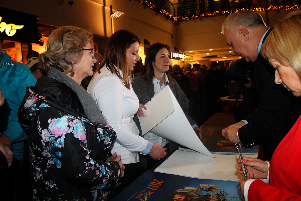 Tłumy legniczan zjawiły się na promocji kalendarza miejskiego