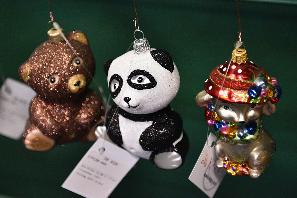 Świąteczny czar zaklęty w bombkach. Zobaczcie jak powstają