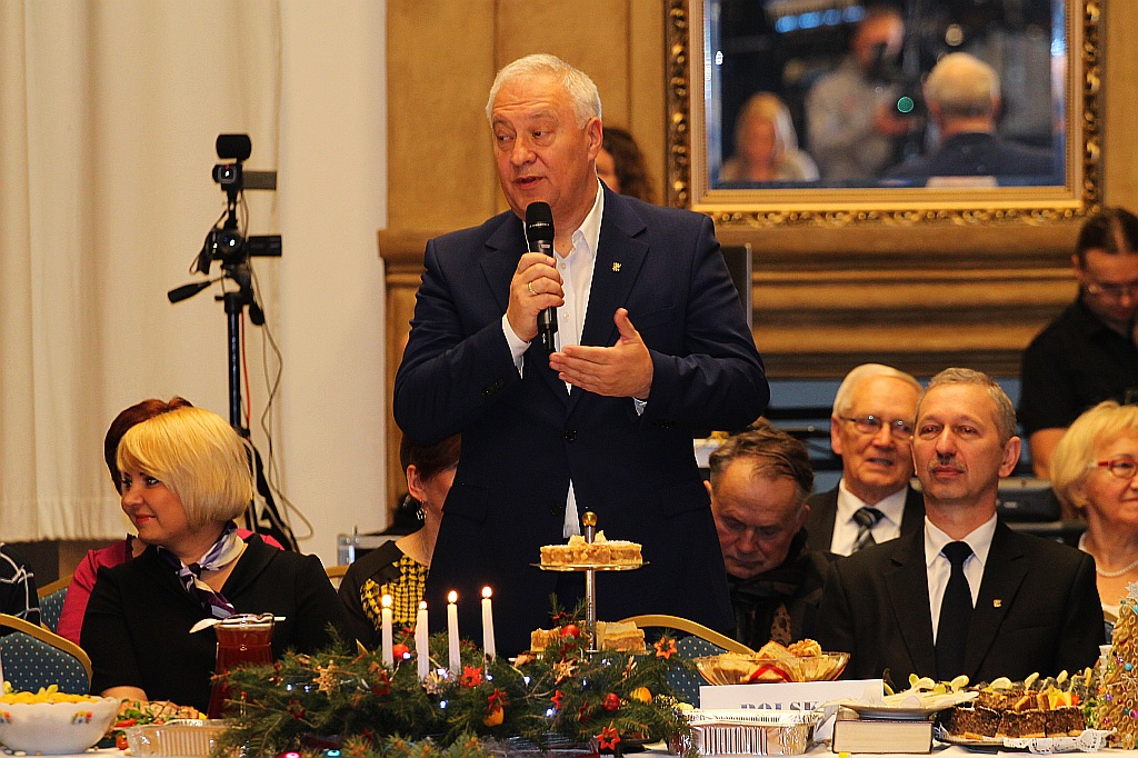 W Sali Maneżowej odbyła się XV Legnicka Wigilia Narodów