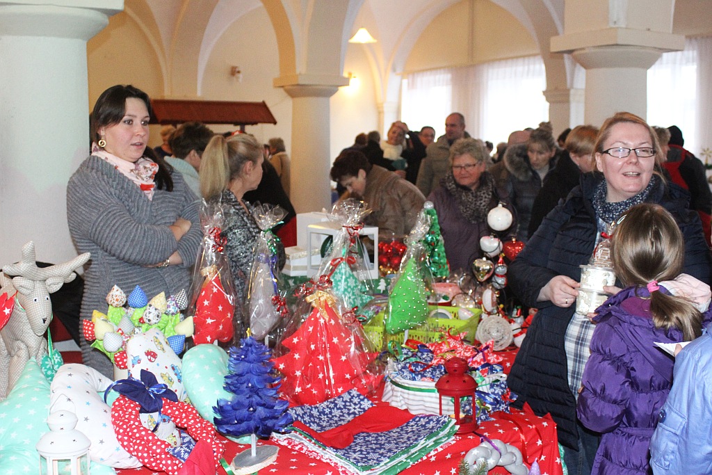 W Piotrowicach odbył się IV Jarmark Bożonarodzeniowy