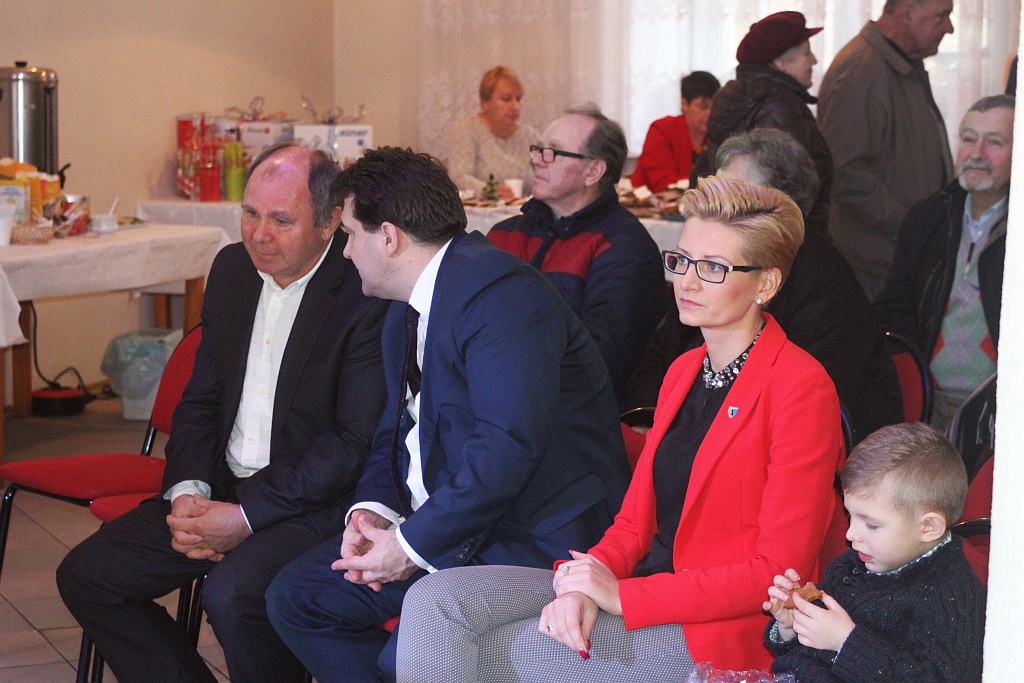 W Piotrowicach odbył się IV Jarmark Bożonarodzeniowy