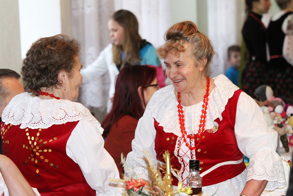 W Piotrowicach odbył się IV Jarmark Bożonarodzeniowy