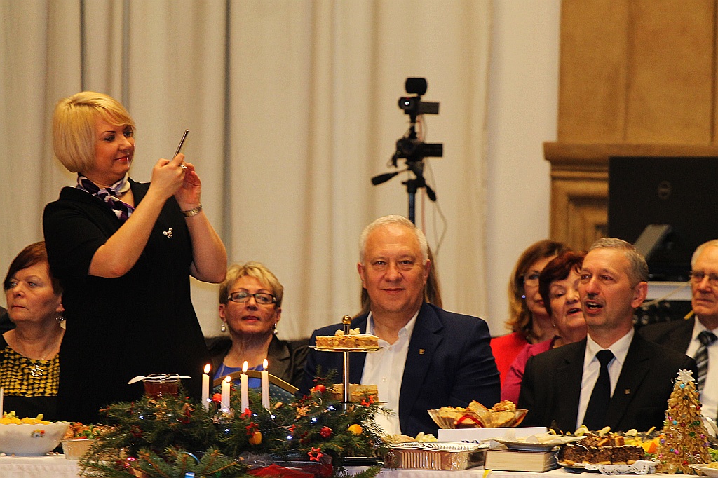 W Sali Maneżowej odbyła się XV Legnicka Wigilia Narodów