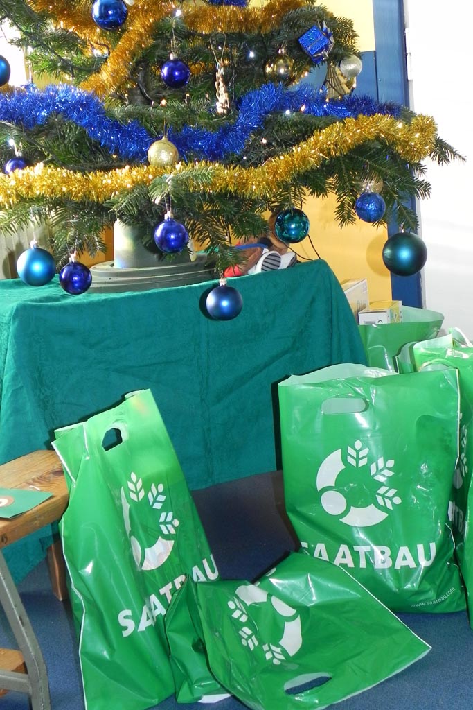 Uczniowie ze Szkoły Podstawowej nr 19 kolędowali w szpitalu