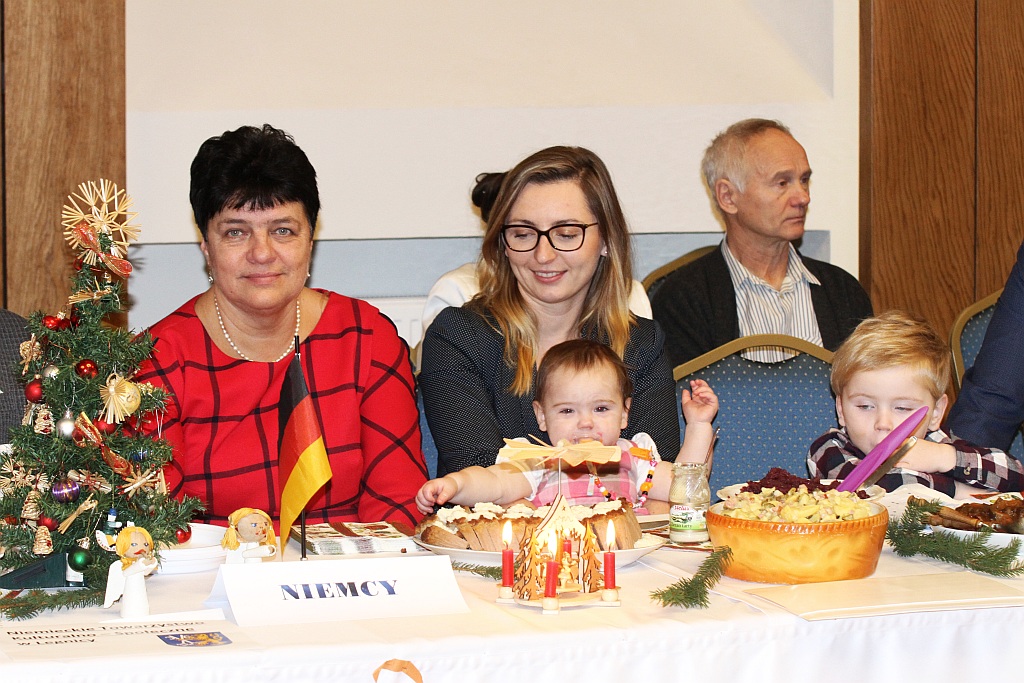W Sali Maneżowej odbyła się XV Legnicka Wigilia Narodów