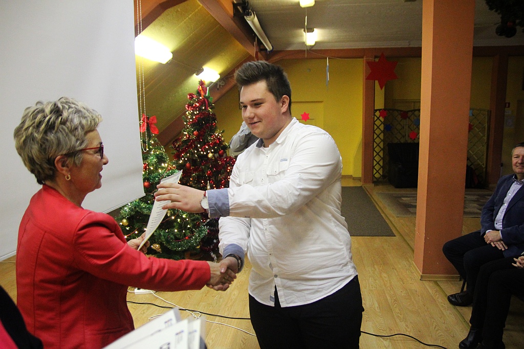 Wręczenie Certyfikatów Erasmus dla uczniów samochodówki