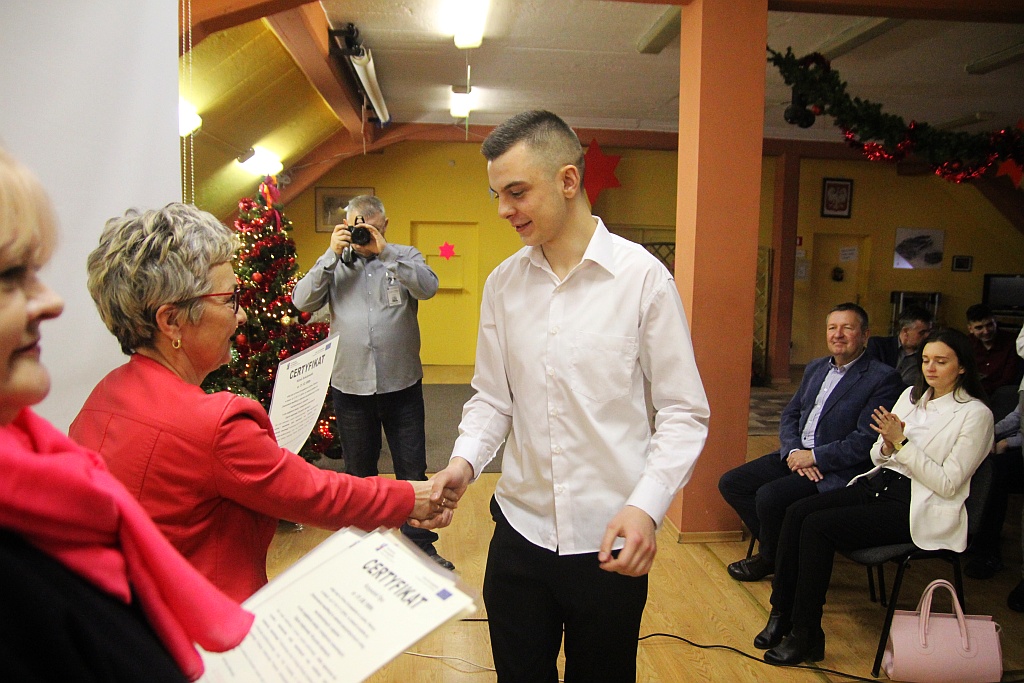 Wręczenie Certyfikatów Erasmus dla uczniów samochodówki