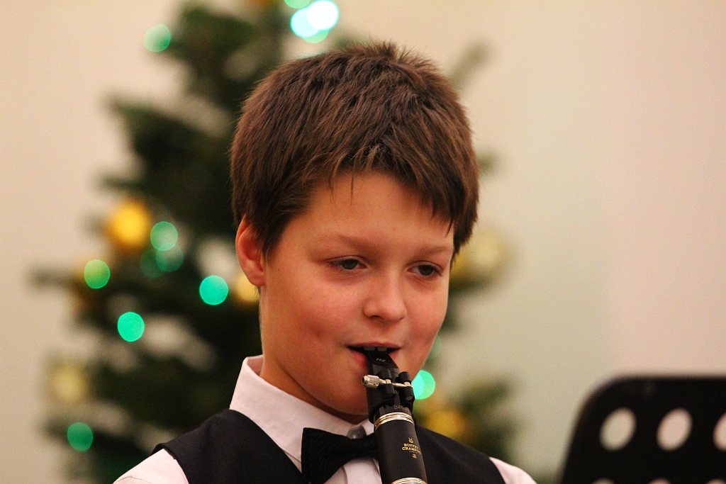 Grudniowy wtorek muzyczny w wykonaniu uczniów  muzycznej