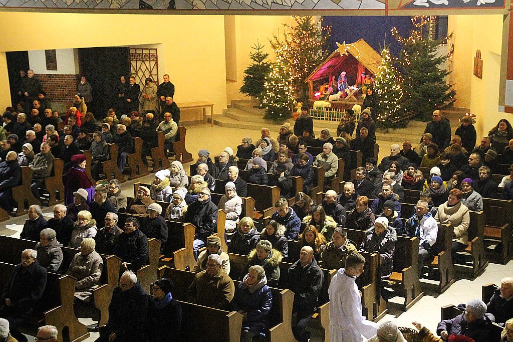 Msza Pasterska w kościele Matki Bozej Królowej Polski