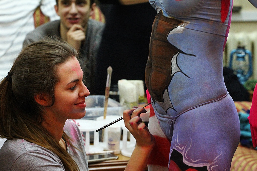 Warsztaty body paintingu zorganizowane przez grupę Avatar