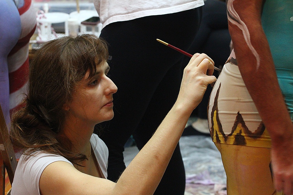 Warsztaty body paintingu zorganizowane przez grupę Avatar