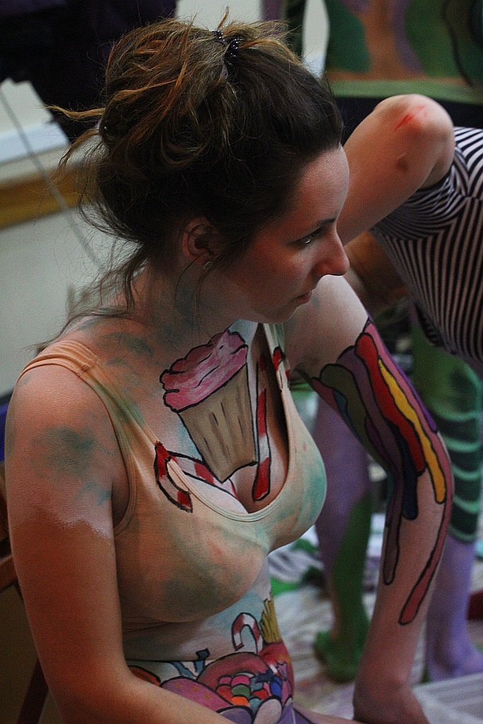 Warsztaty body paintingu zorganizowane przez grupę Avatar