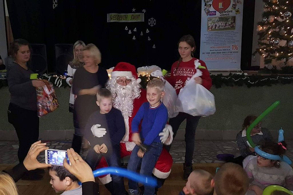 Mikołaj odwiedził podopiecznych Stowarzyszenia „Otwórz Serce”