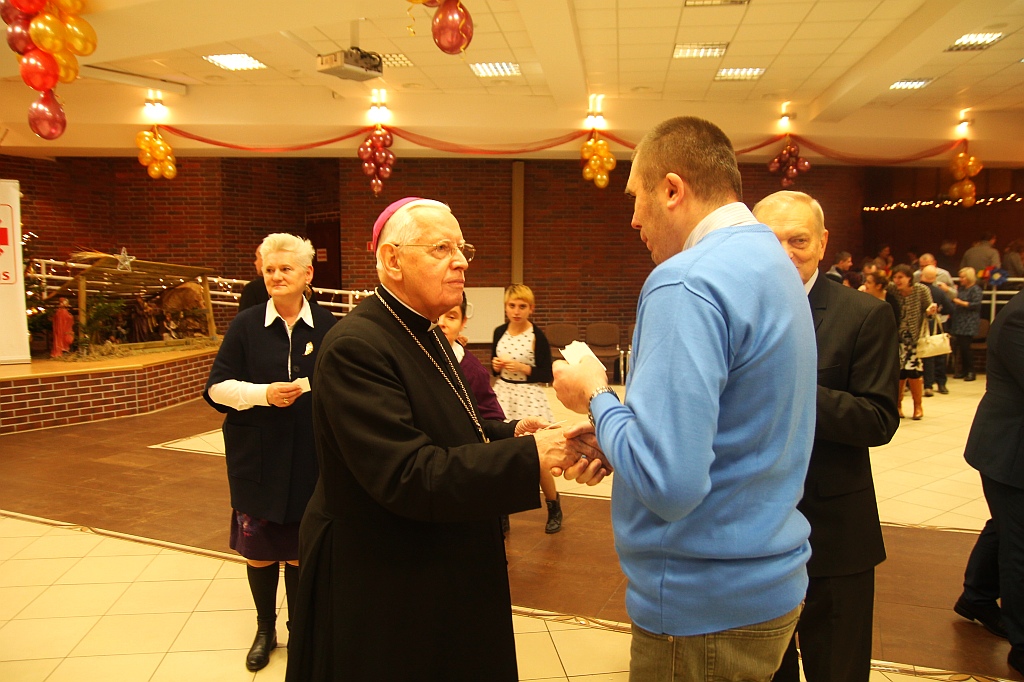 Spotkanie opłatkowe osób niepełnosprawnych w CS JP II
